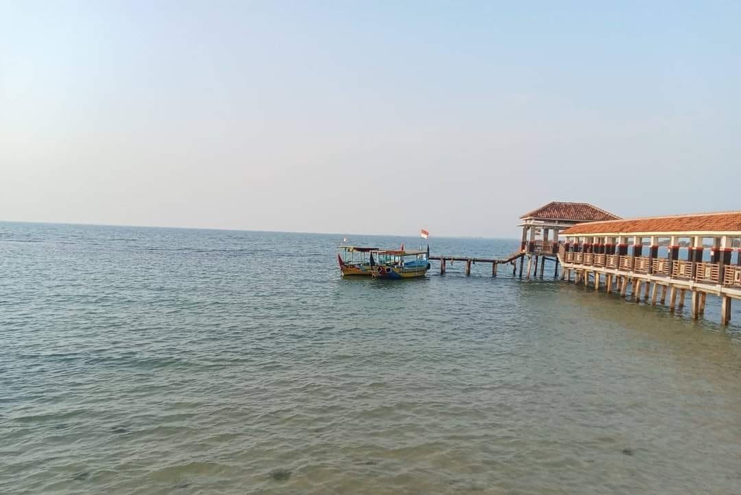 Keindahan Pantai Bandengan, Kabupaten Jepara. MI/Ahmad Safuan